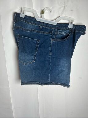 Classic High-Rise Dark Blue Women's Denim  shorts